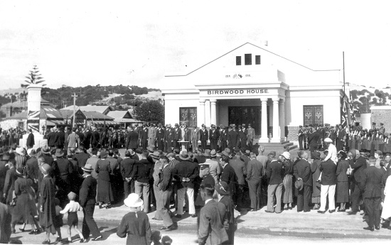 Snapshot - Birdwood House Opening