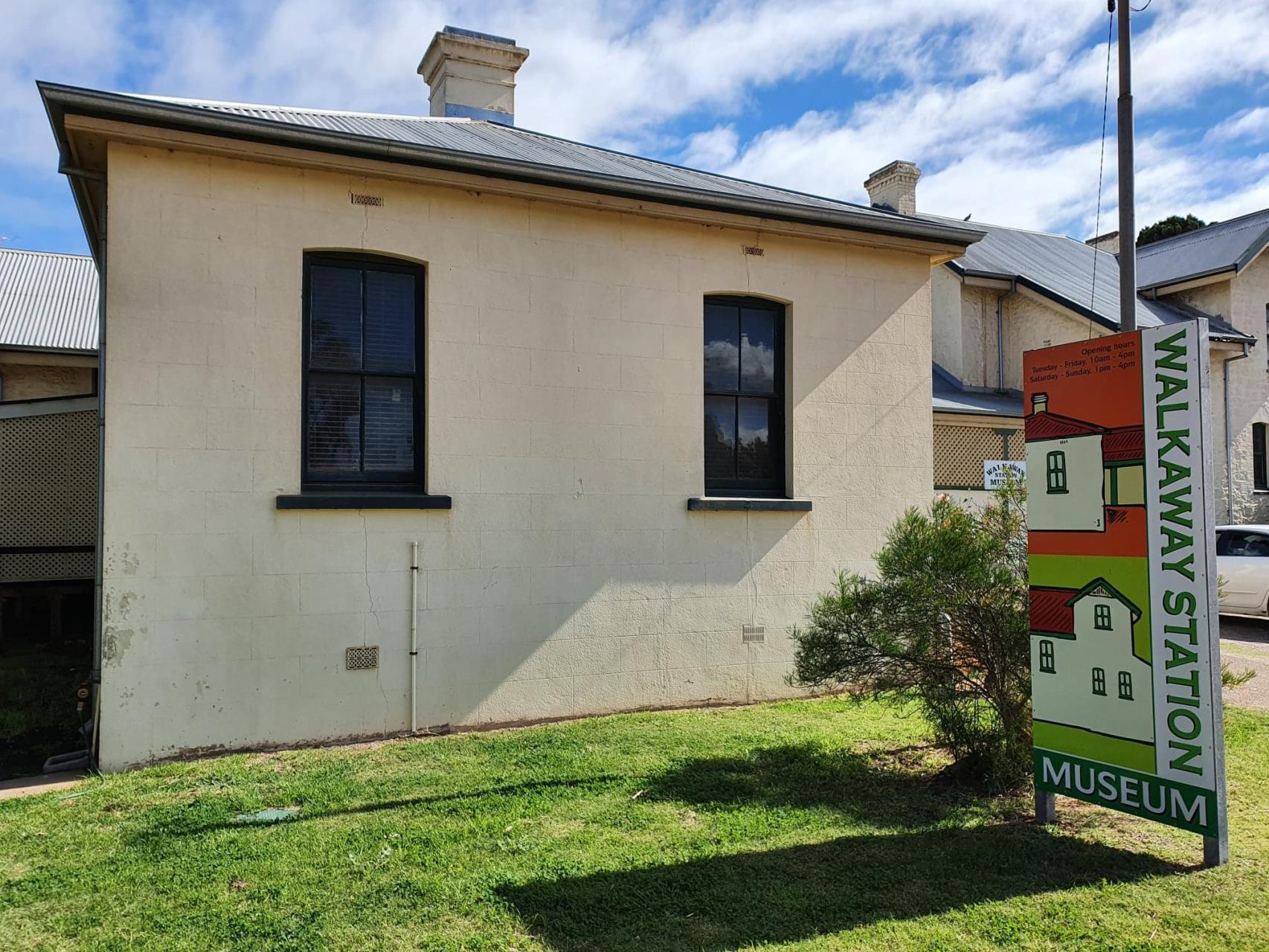 Snapshot - Walkaway Station Museum